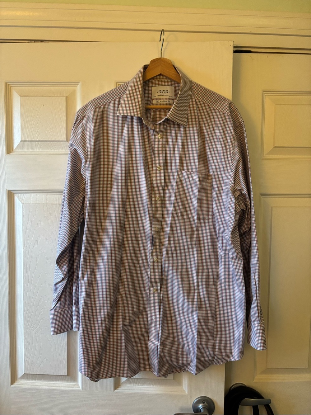 Charles Tyrwhitt Red Blue and White Check Dress Shirt Classic Fit Non Iron
